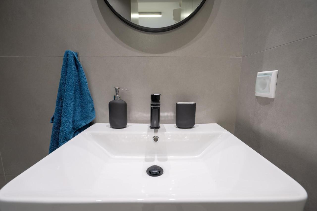Monastiraki Metro St 2 Bedrooms 6 Pers By Mps Athen Exterior foto